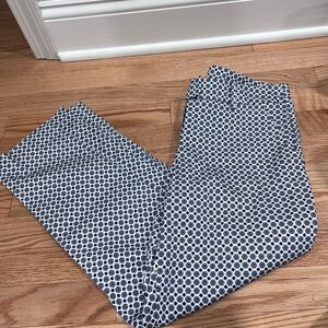 Donna Ricco Navy and White Patterned Pants